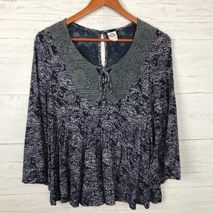 ANTHROPOLOGIE AKEMI + KIN BLOUSE